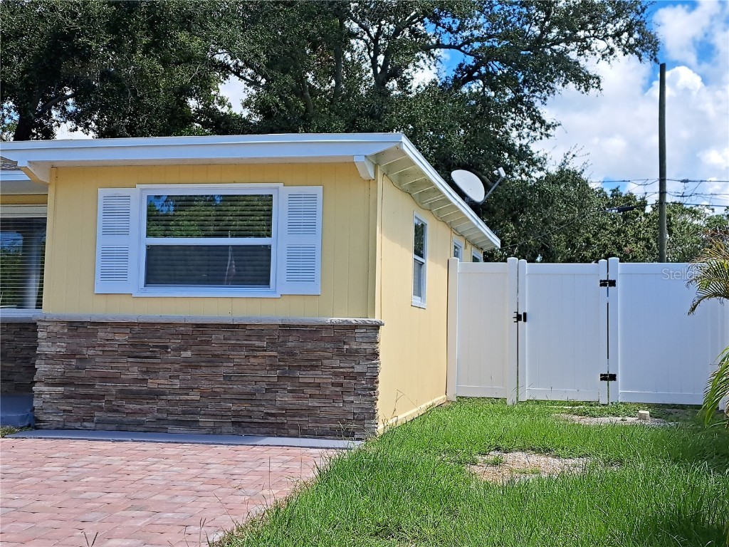 844 67th Street S South Pasadena FL 33707 TB8442565 image4