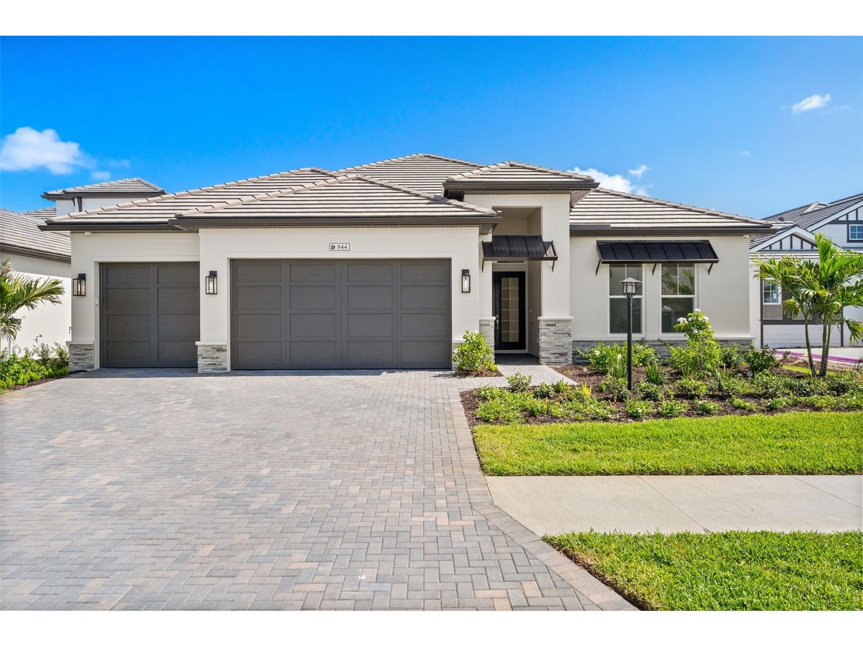 844 Blue Shell Loop Sarasota FL 34240 - MERGANSER A4698554 image1