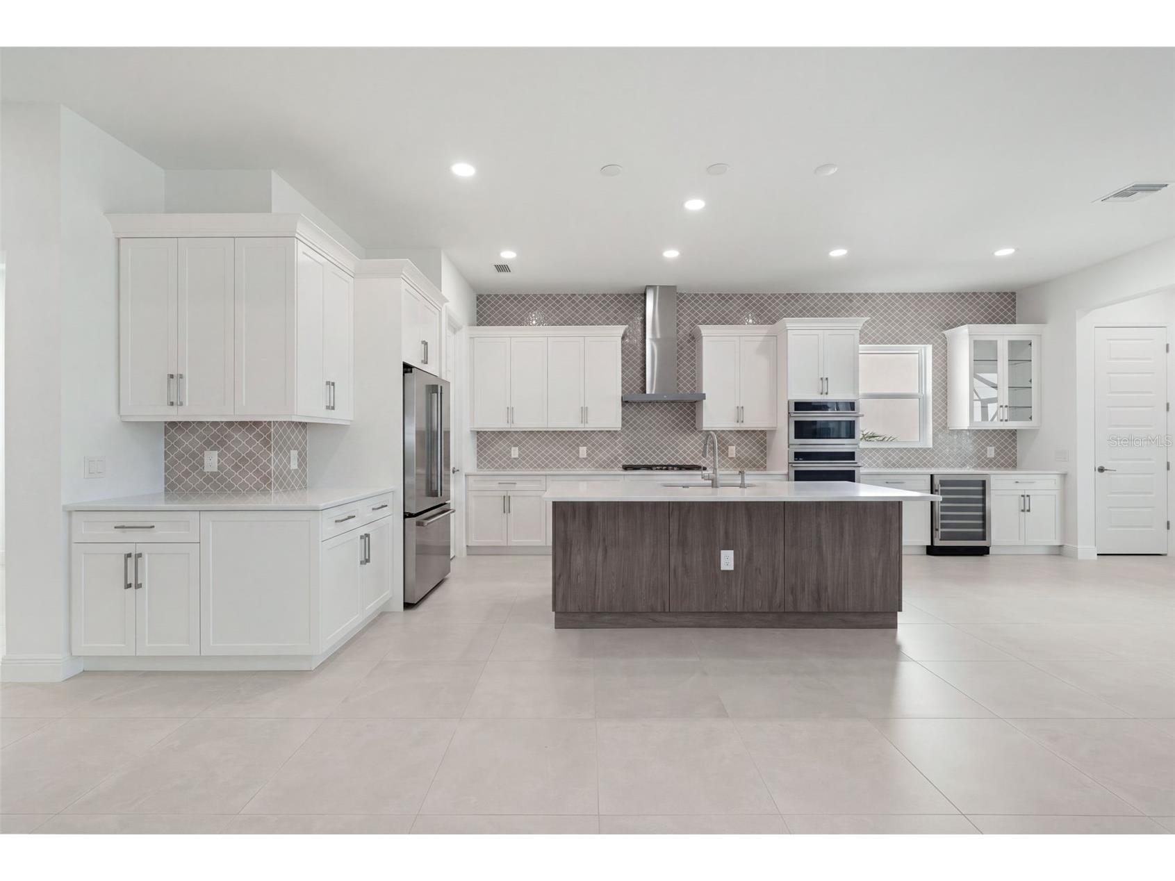 844 Blue Shell Loop Sarasota FL 34240 - MERGANSER A4698554 image10