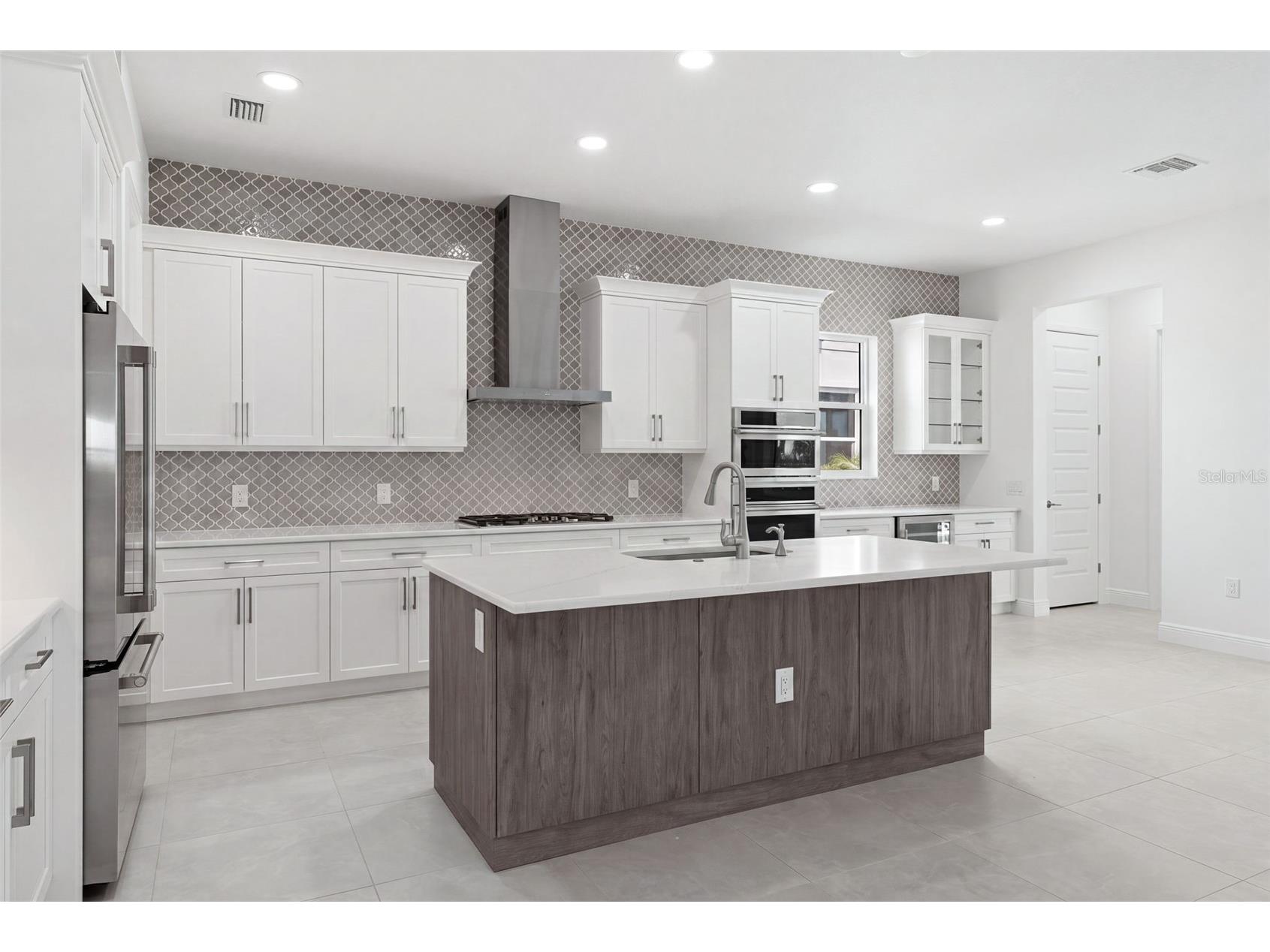 844 Blue Shell Loop Sarasota FL 34240 - MERGANSER A4698554 image11