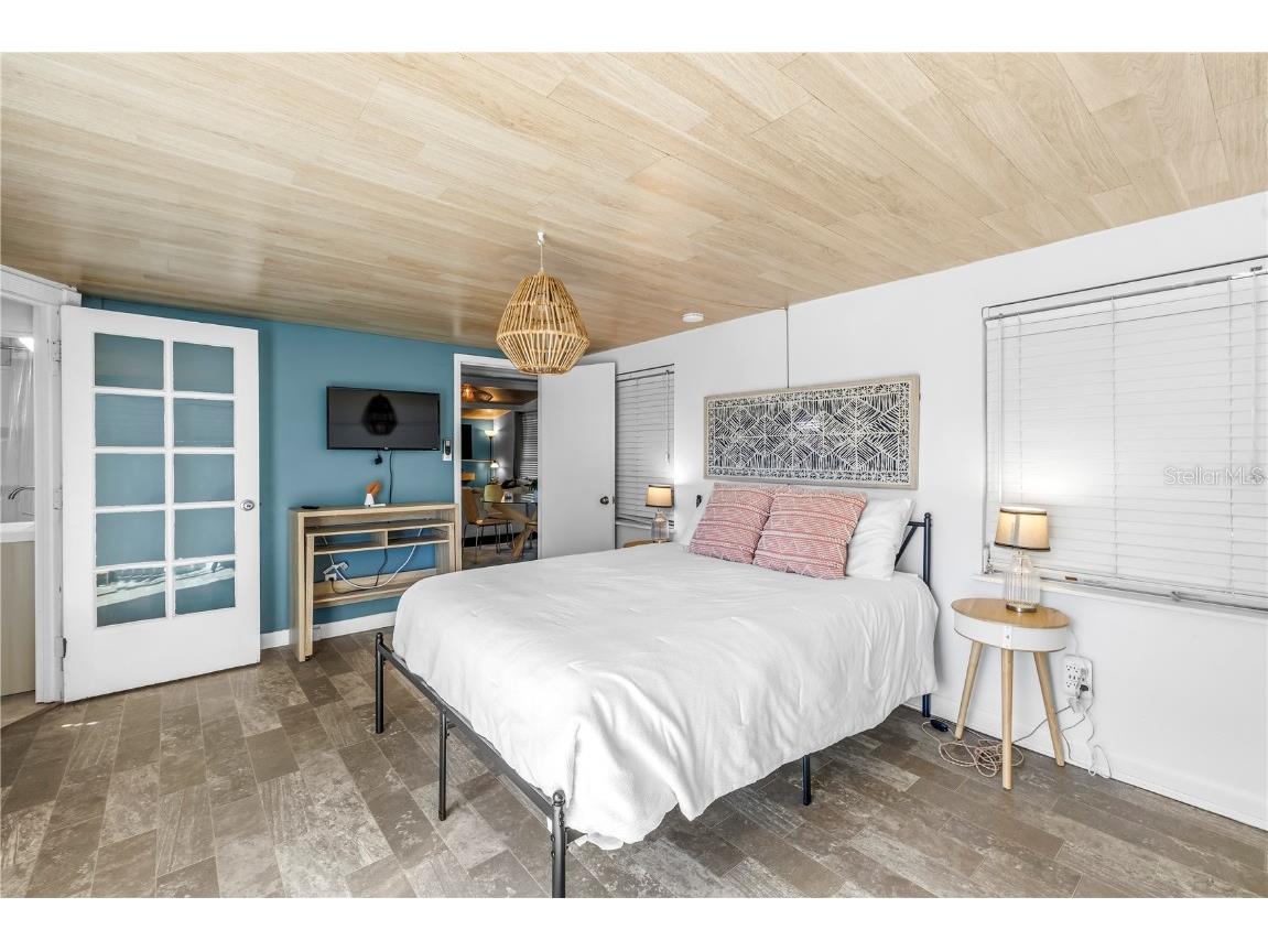 844 Brookwood Drive S Saint Petersburg FL 33707 TB8447026 image13