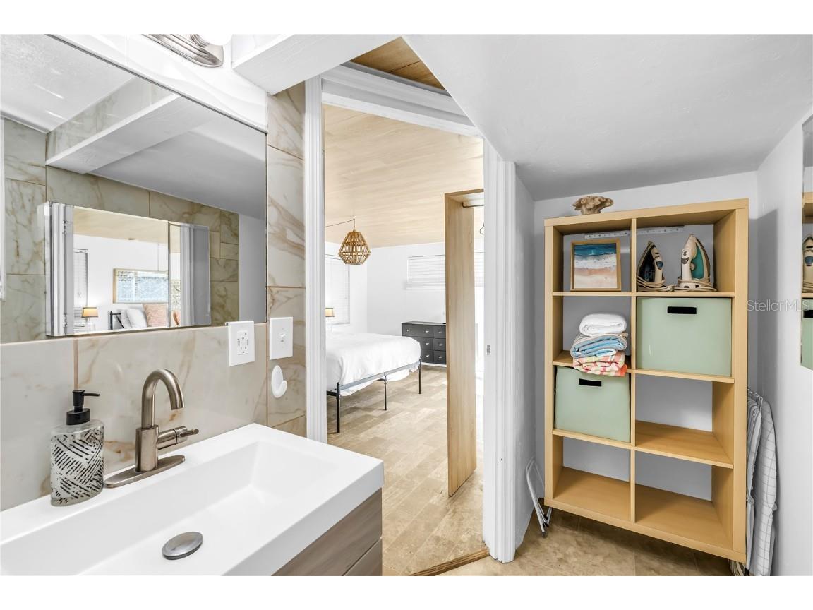 844 Brookwood Drive S Saint Petersburg FL 33707 TB8447026 image17