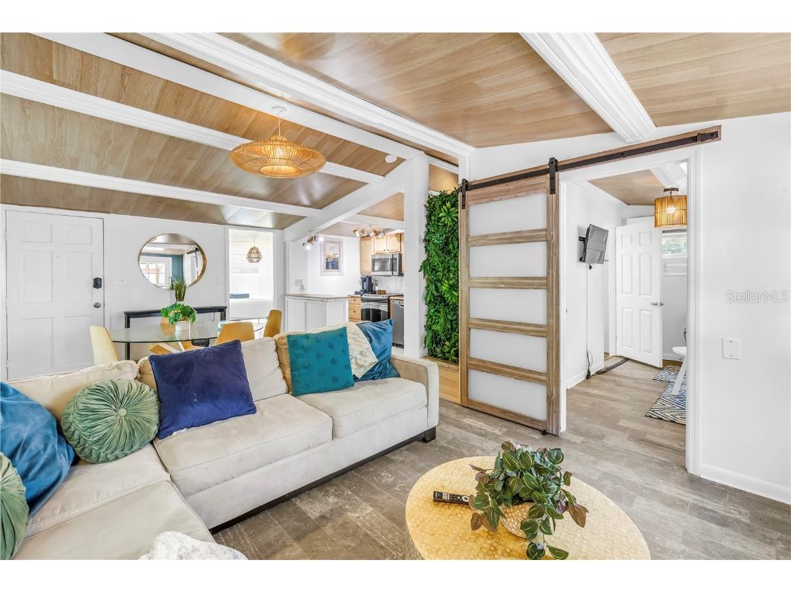 844 Brookwood Drive S Saint Petersburg FL 33707 TB8447026 image9