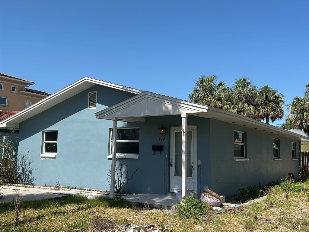 844 Bruce Avenue Clearwater Beach FL 33767 TB8385911 image1