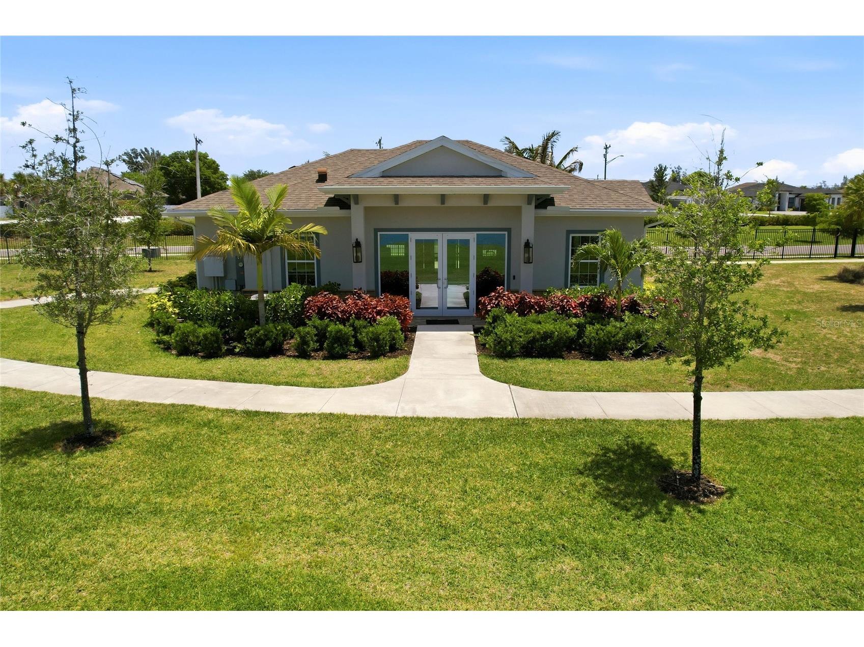 844 Heather Lake Avenue Cape Coral FL 33993 OM724077 image27