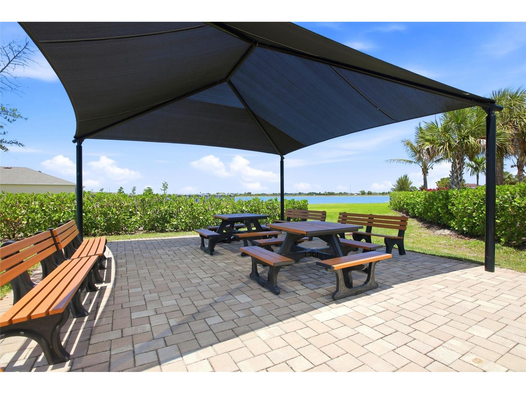 844 Heather Lake Avenue Cape Coral FL 33993 OM724077 image28