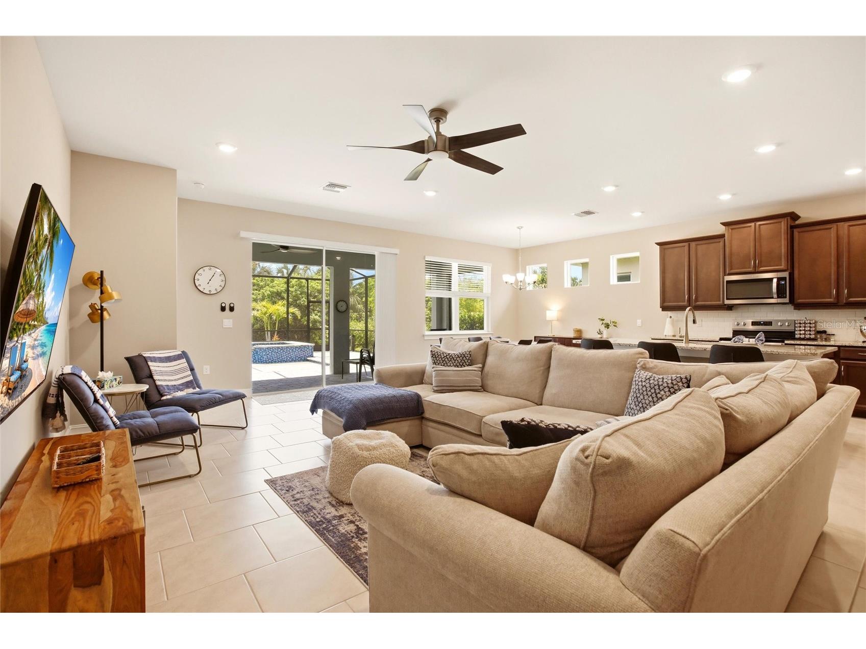 844 Heather Lake Avenue Cape Coral FL 33993 OM724077 image3