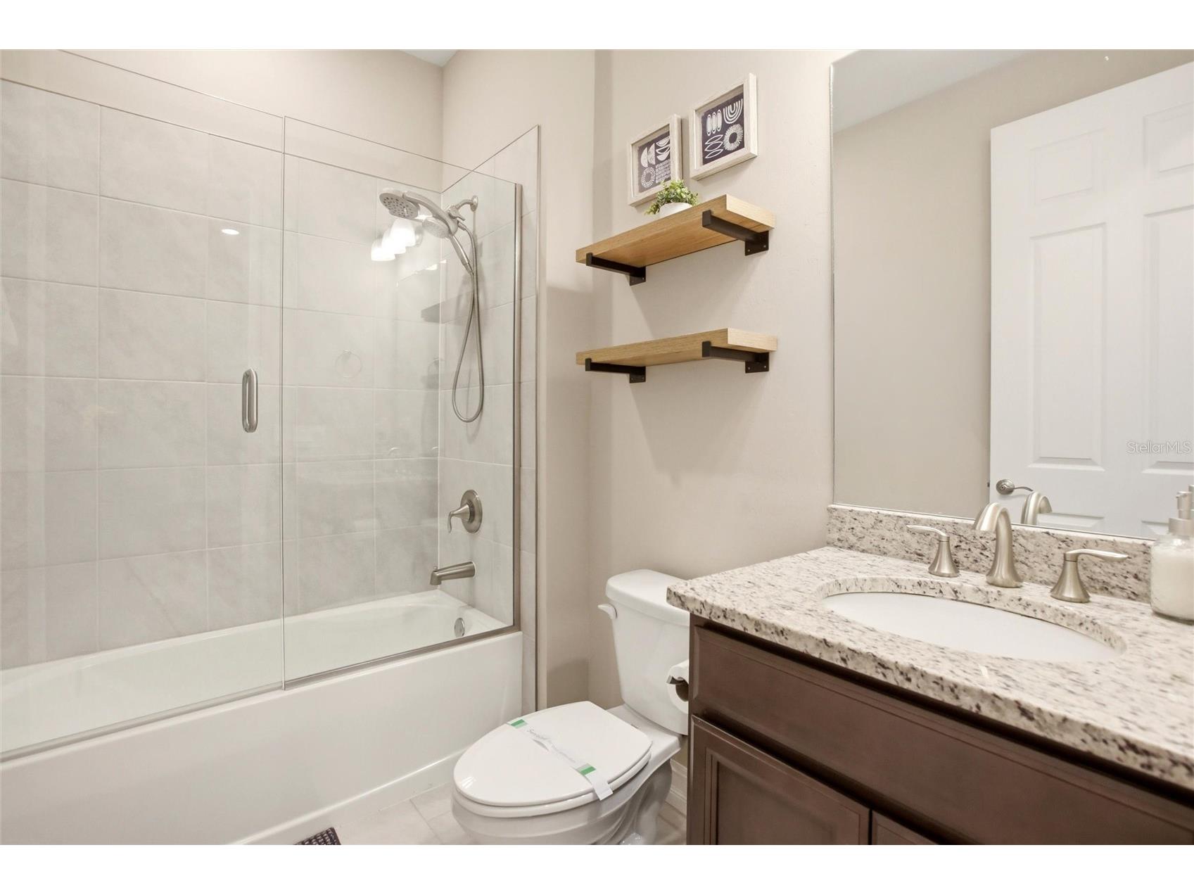 844 Heather Lake Avenue Cape Coral FL 33993 OM724077 image9