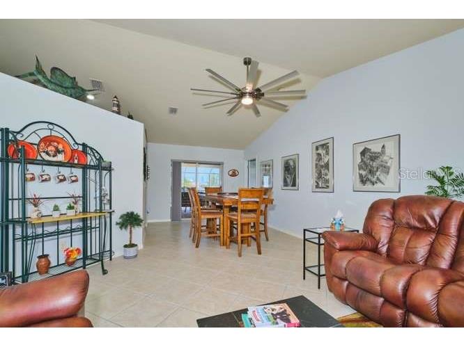 844 NE 6th Avenue Cape Coral FL 33909 C7526378 image8