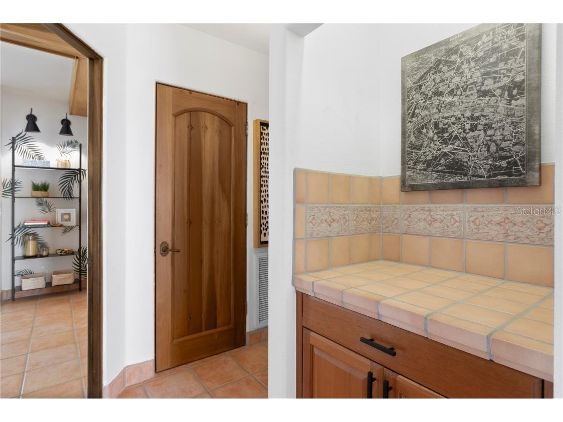 8440 W Gulf Boulevard Treasure Island FL 33706 TB8408057 image25