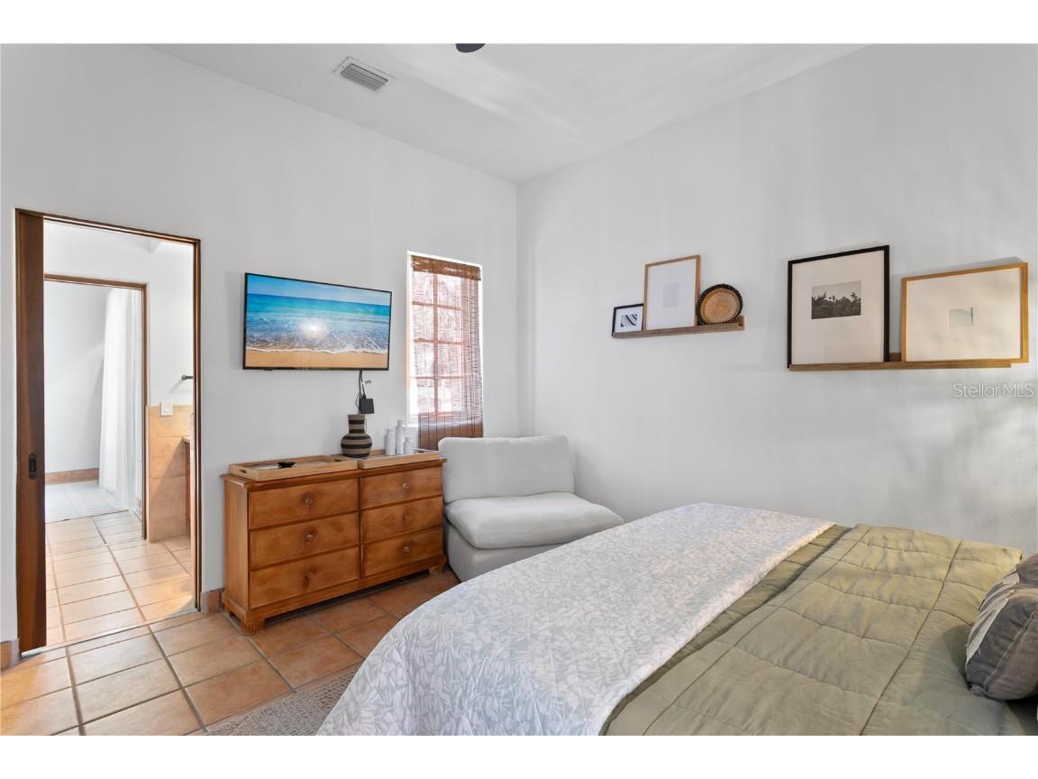 8440 W Gulf Boulevard Treasure Island FL 33706 TB8408057 image31