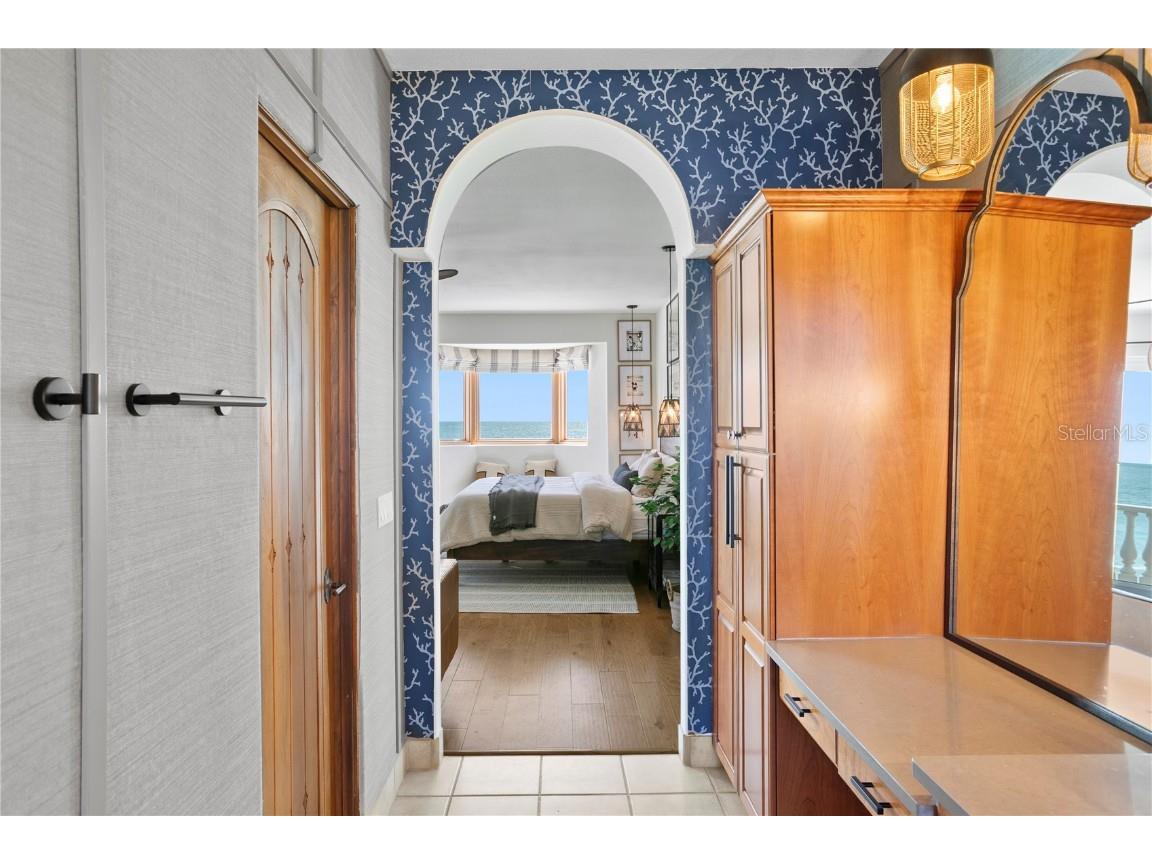 8440 W Gulf Boulevard Treasure Island FL 33706 TB8408057 image40