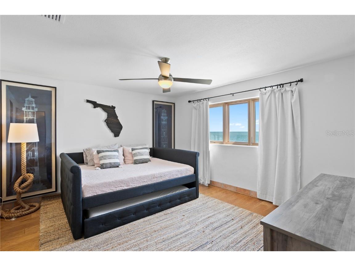 8440 W Gulf Boulevard Treasure Island FL 33706 TB8408057 image46