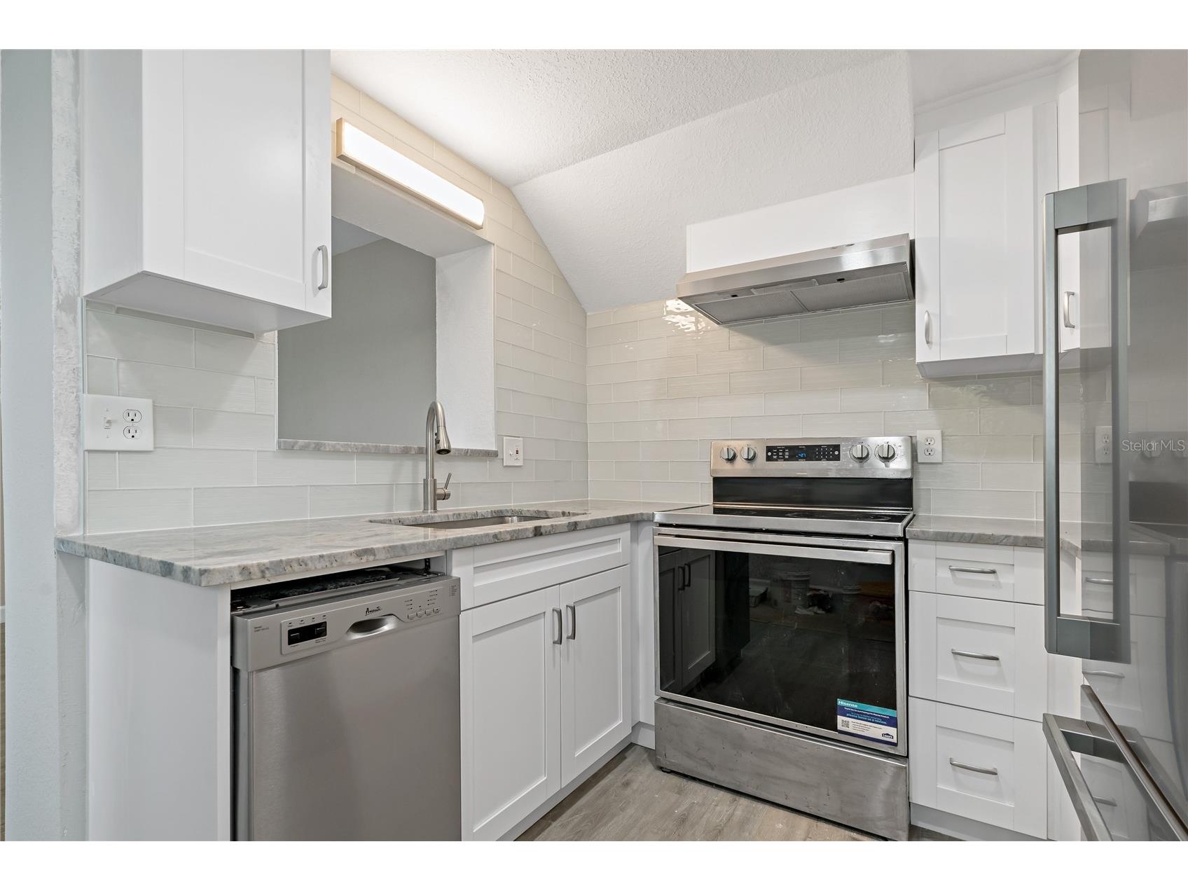 8441 Bayshore Drive Treasure Island FL 33706 TB8494951 image10