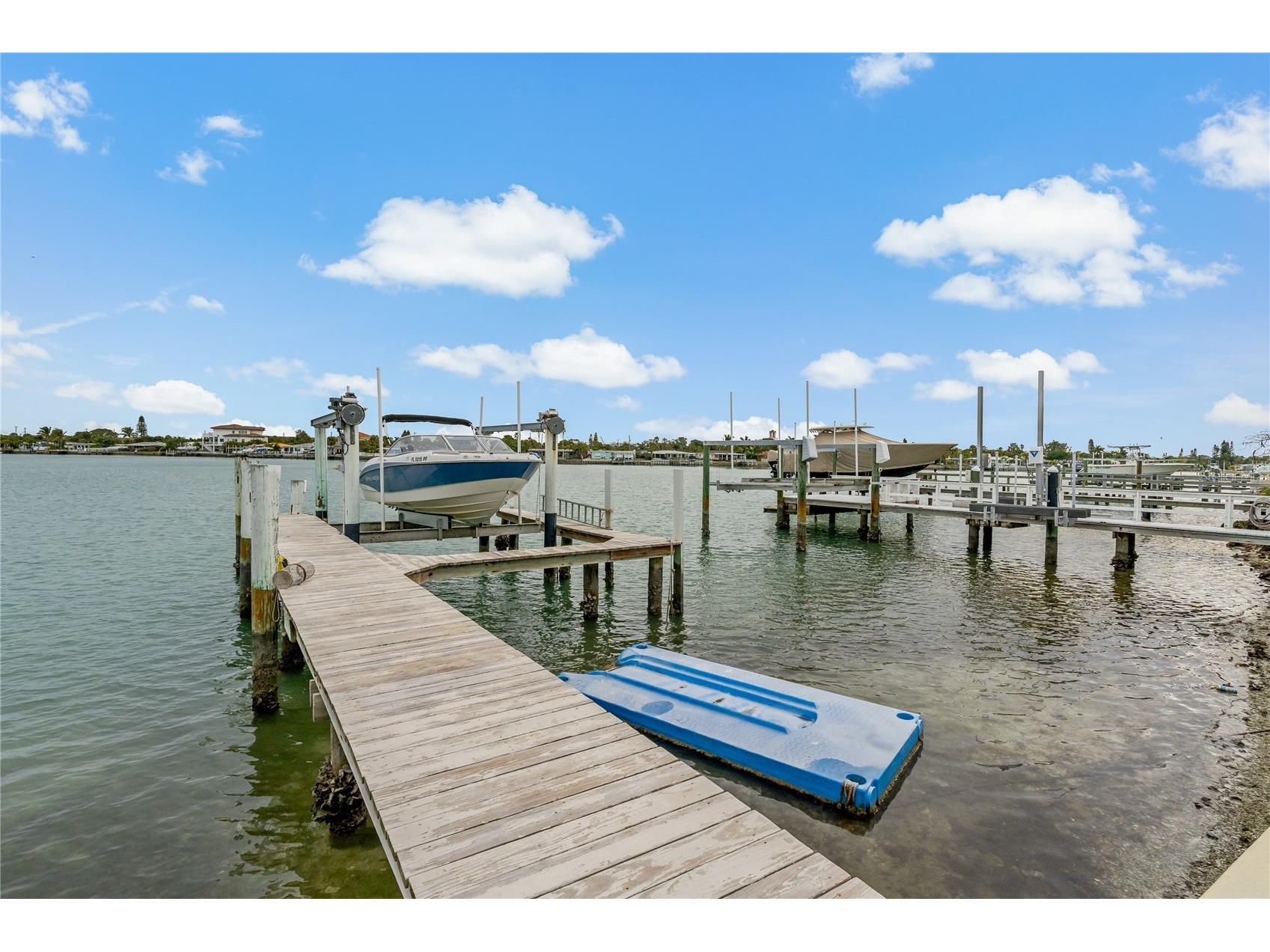 8441 Bayshore Drive Treasure Island FL 33706 TB8494951 image23