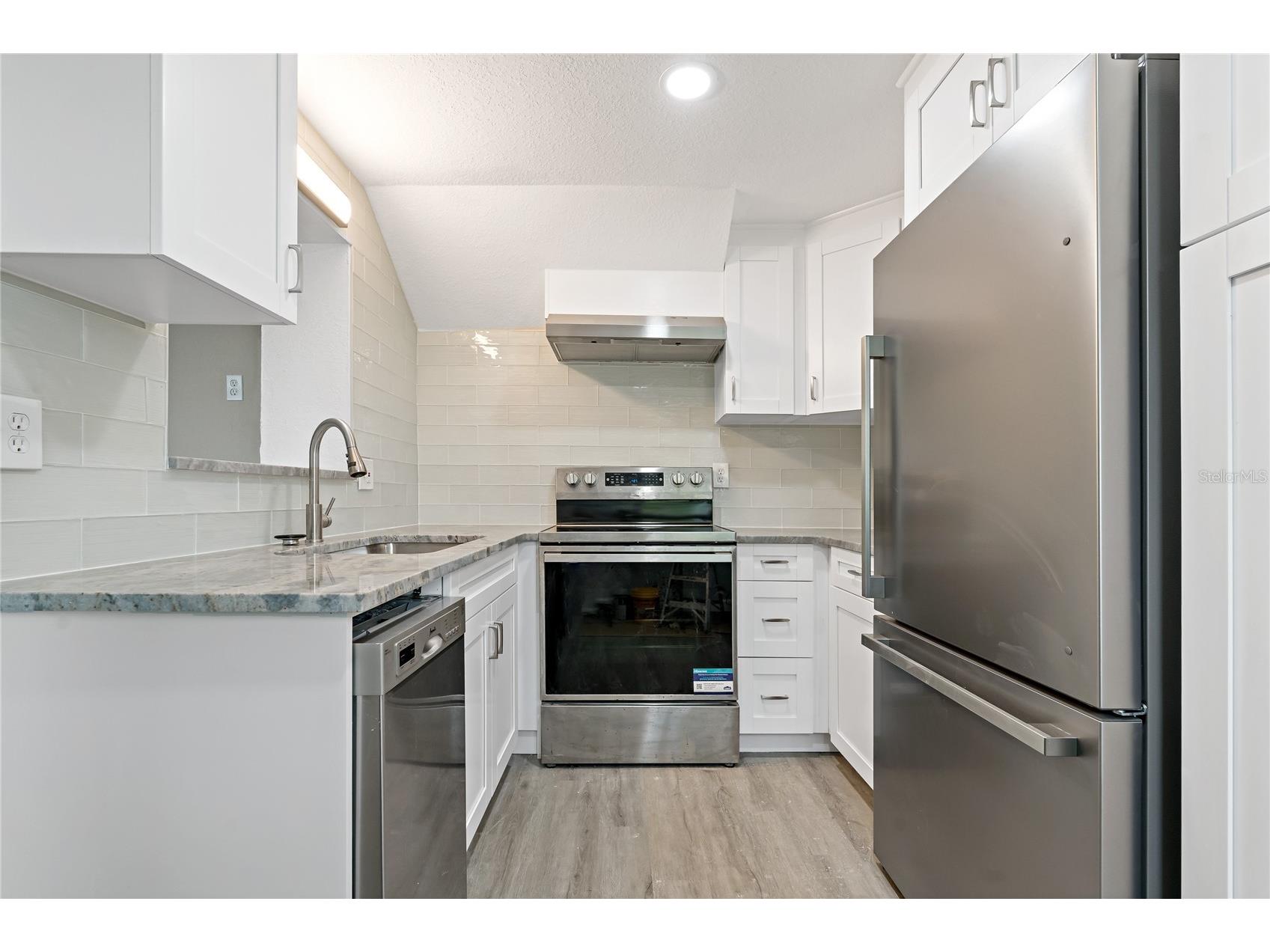 8441 Bayshore Drive Treasure Island FL 33706 TB8494951 image9