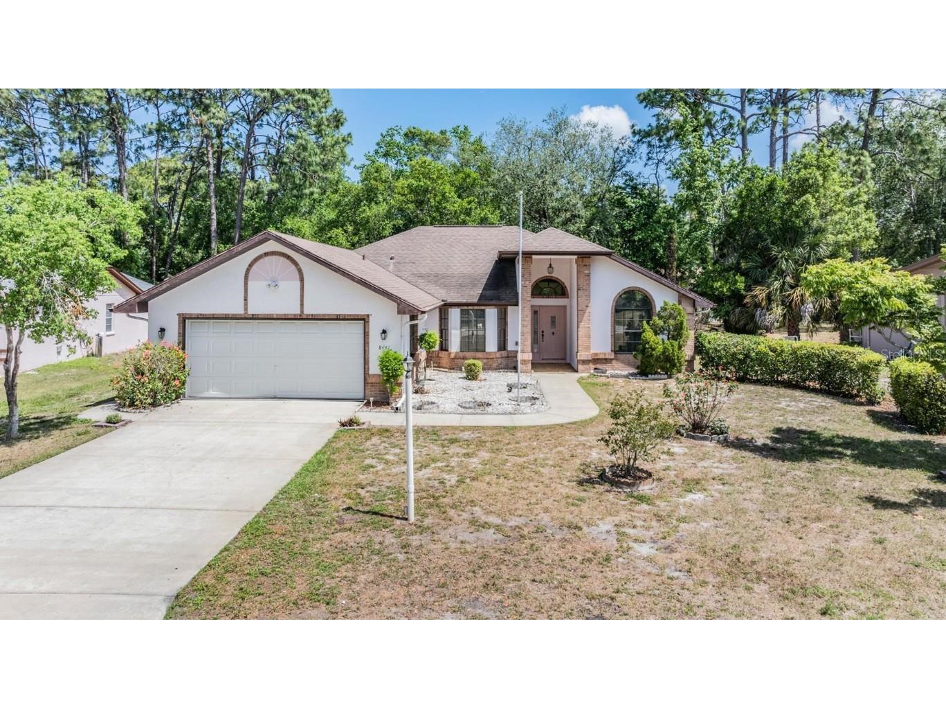 8441 Dunnellon Road Weeki Wachee FL 34613 T3521206 image1