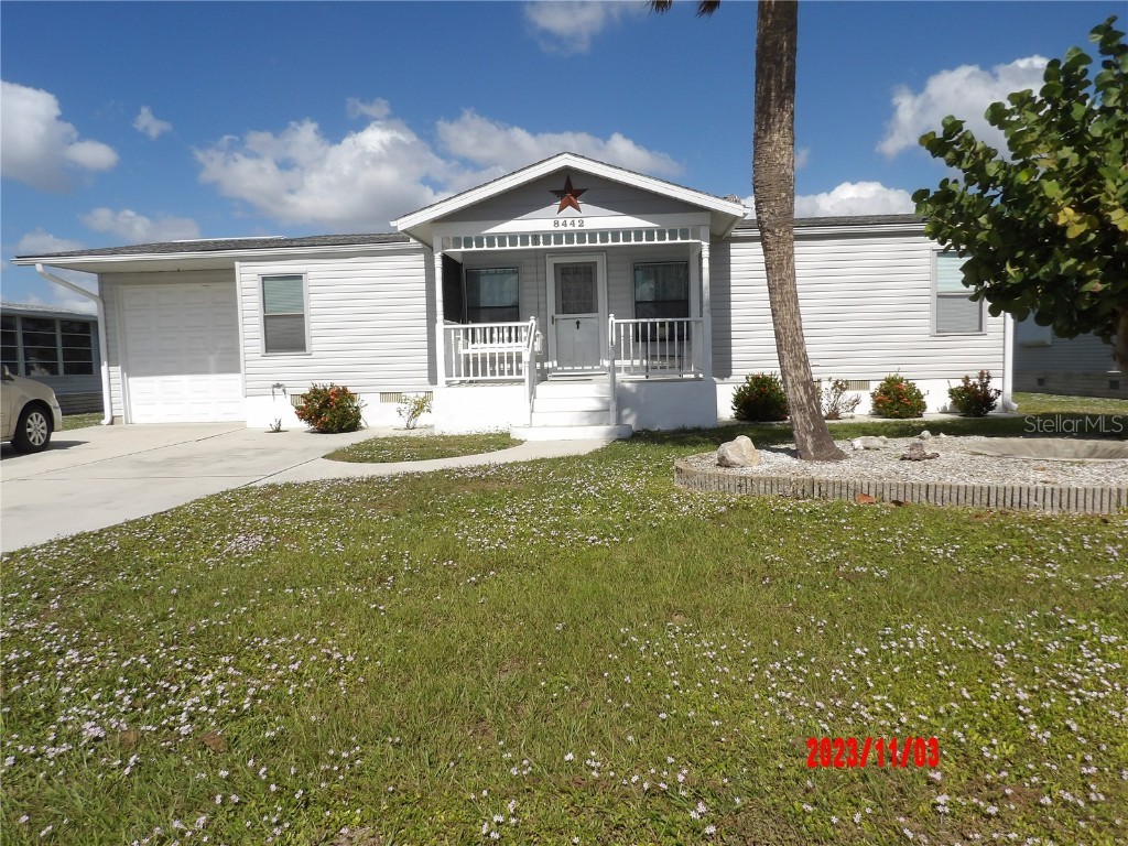 8442 Buttonquail Drive Englewood FL 34224 D6133210 image1