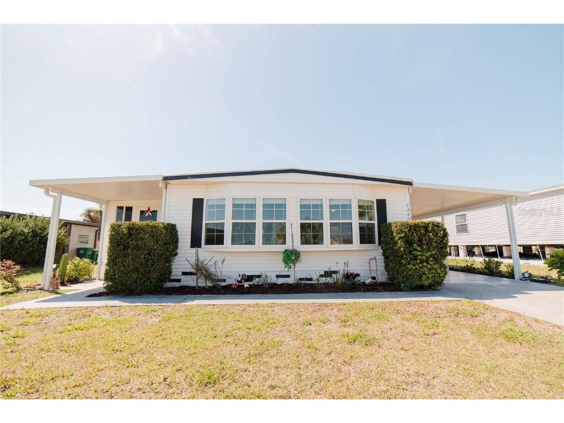 8443 Albatross Lane Englewood FL 34224 D6141395 image1