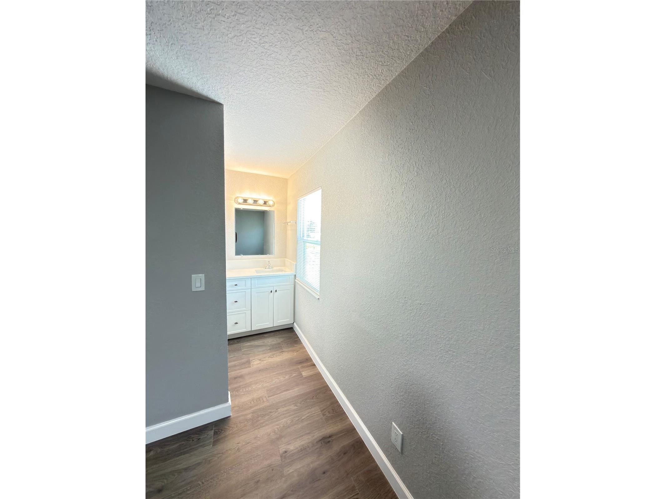 8443 N Grady Avenue Tampa FL 33614 TB8489770 image20