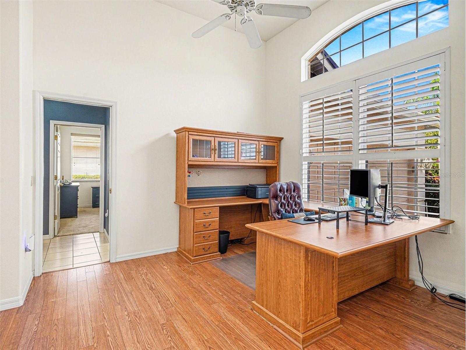 8443 Sailing Loop Lakewood Ranch FL 34202 TB8463916 image18