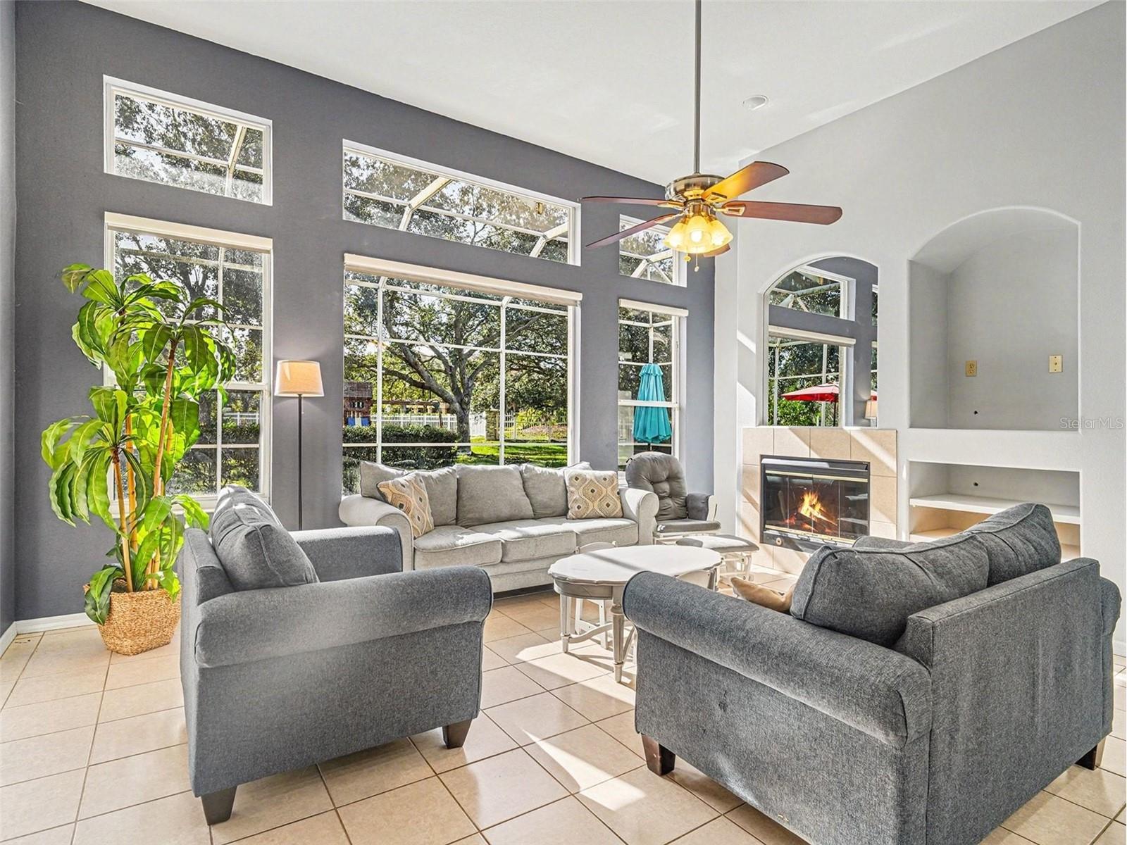 8443 Sailing Loop Lakewood Ranch FL 34202 TB8463916 image3