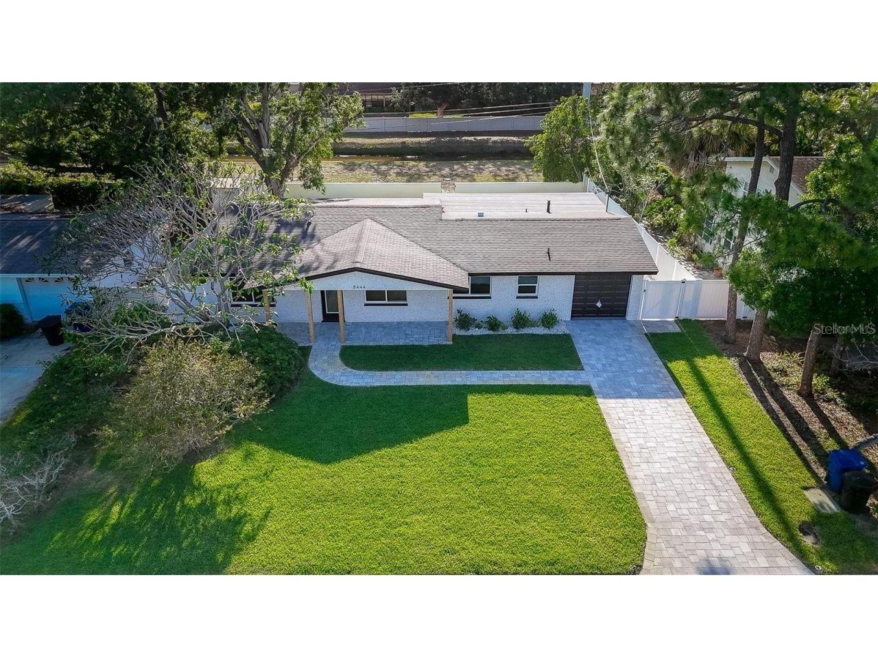 8444 15th Way N Saint Petersburg FL 33702 TB8392974 image1