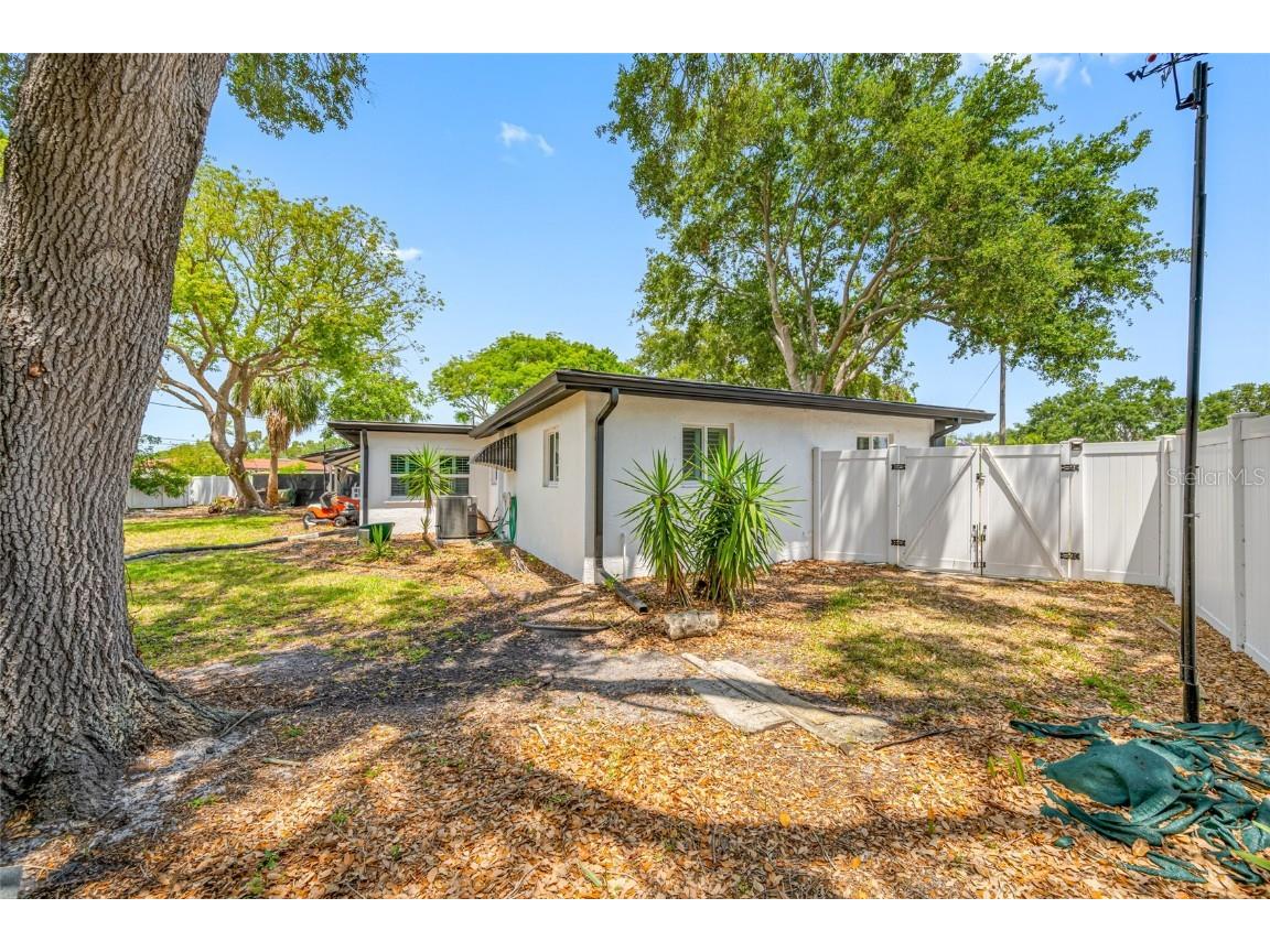 8444 8th Way N Saint Petersburg FL 33702 TB8458387 image44