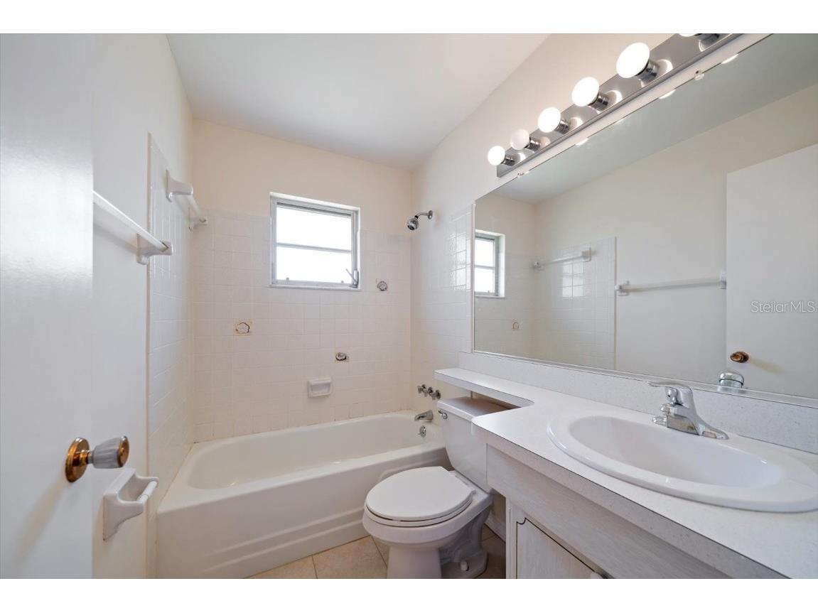 8445 Calais N Pinellas Park FL 33781 TB8364821 image10