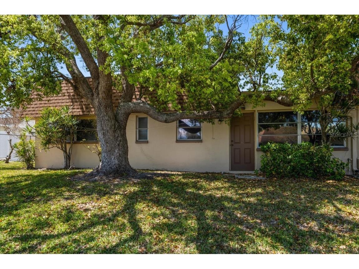 8445 Calais N Pinellas Park FL 33781 TB8364821 image21