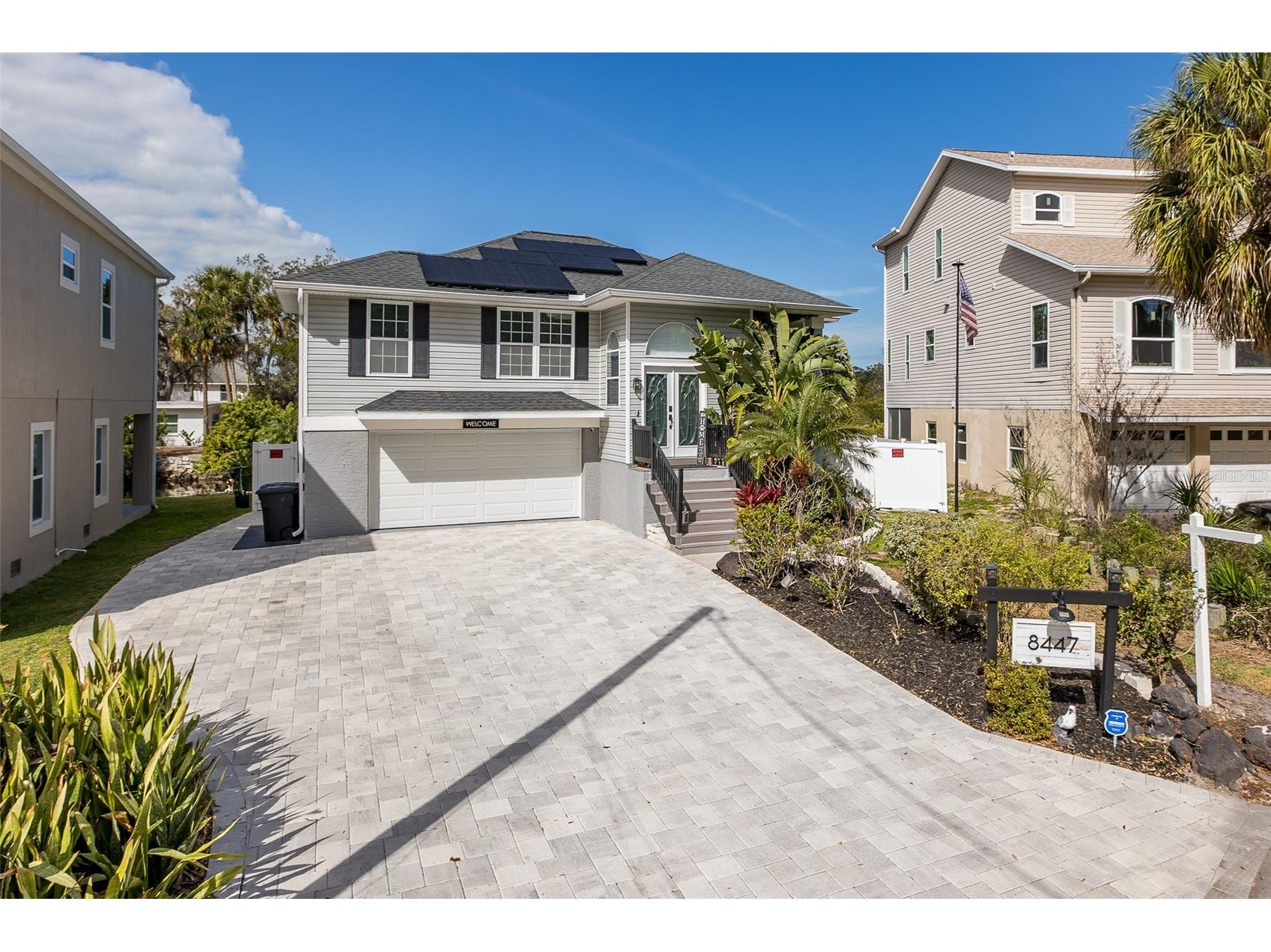 8447 Damen Lane Port Richey FL 34668 W7883465 image1