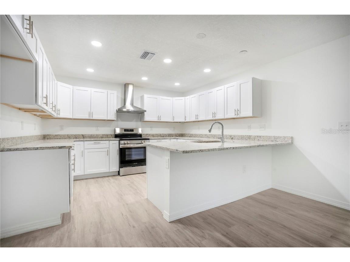 8448 Balm Street Weeki Wachee FL 34607 O6365014 image16