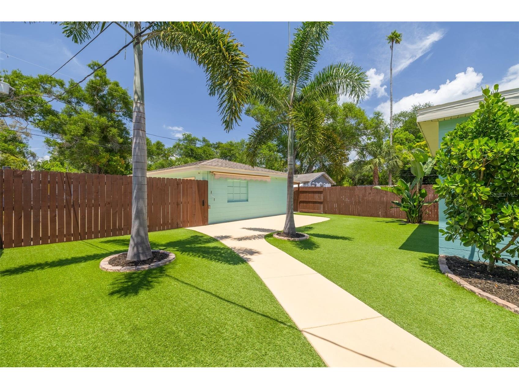 845 21st Avenue S Saint Petersburg FL 33705 TB8510256 image25