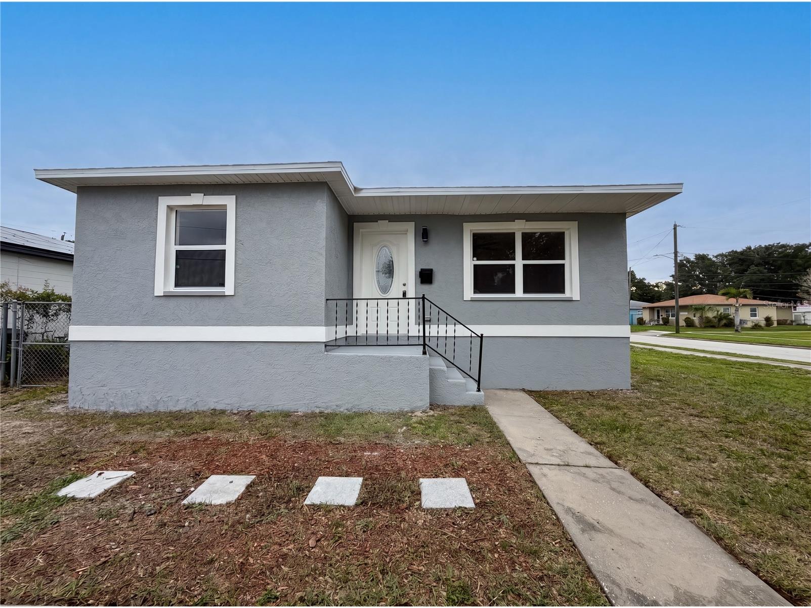 845 40th Avenue S Saint Petersburg FL 33705 O6414082 image1