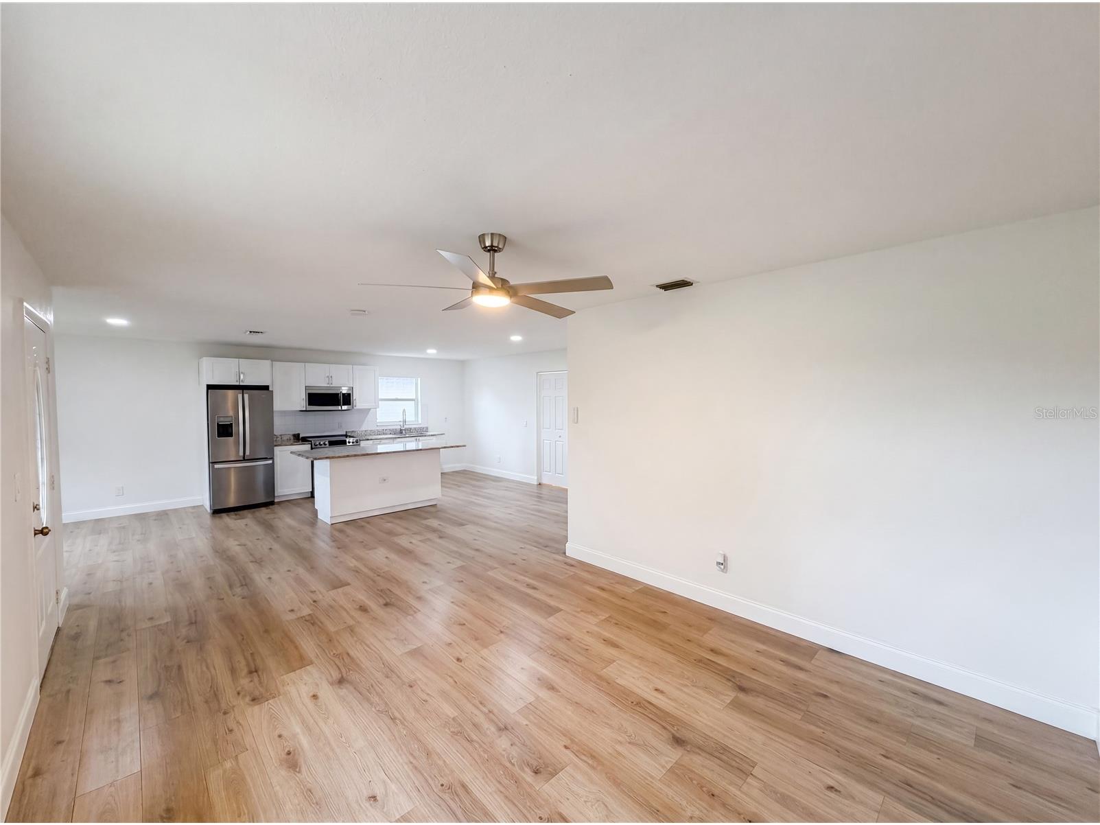 845 40th Avenue S Saint Petersburg FL 33705 O6414082 image3