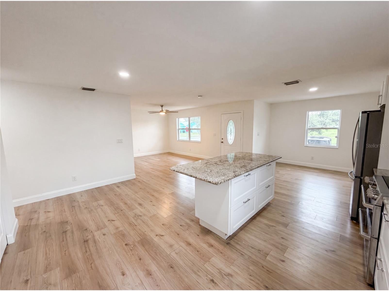 845 40th Avenue S Saint Petersburg FL 33705 O6414082 image7