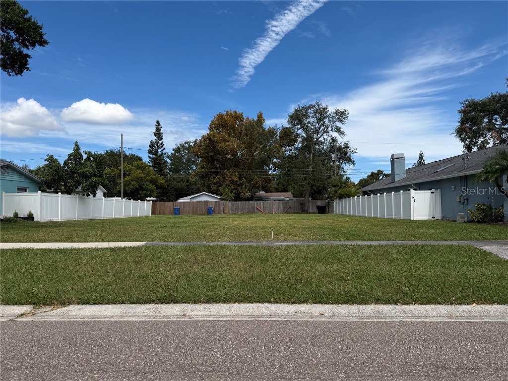 845 43rd Avenue N Saint Petersburg FL 33703 TB8430705 image1