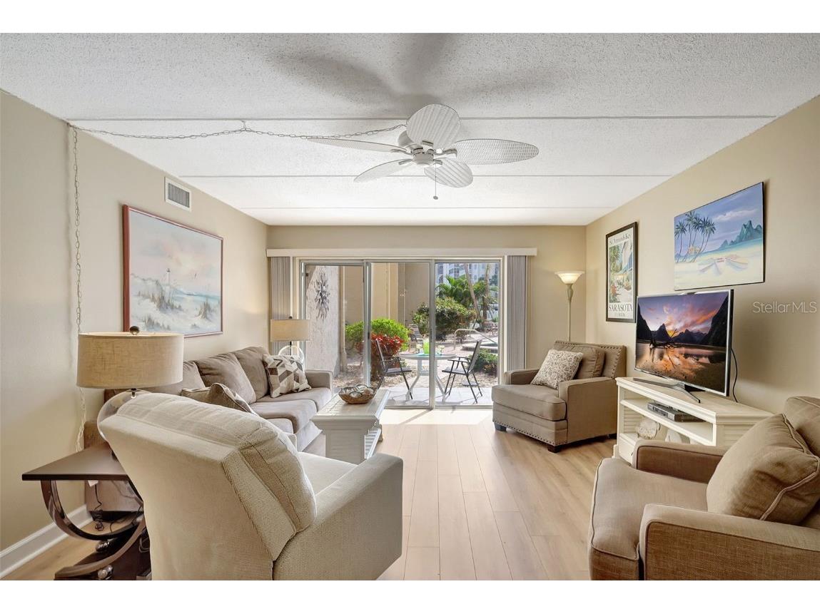 845 Benjamin Franklin Drive #101 Sarasota FL 34236 A4649340 image18