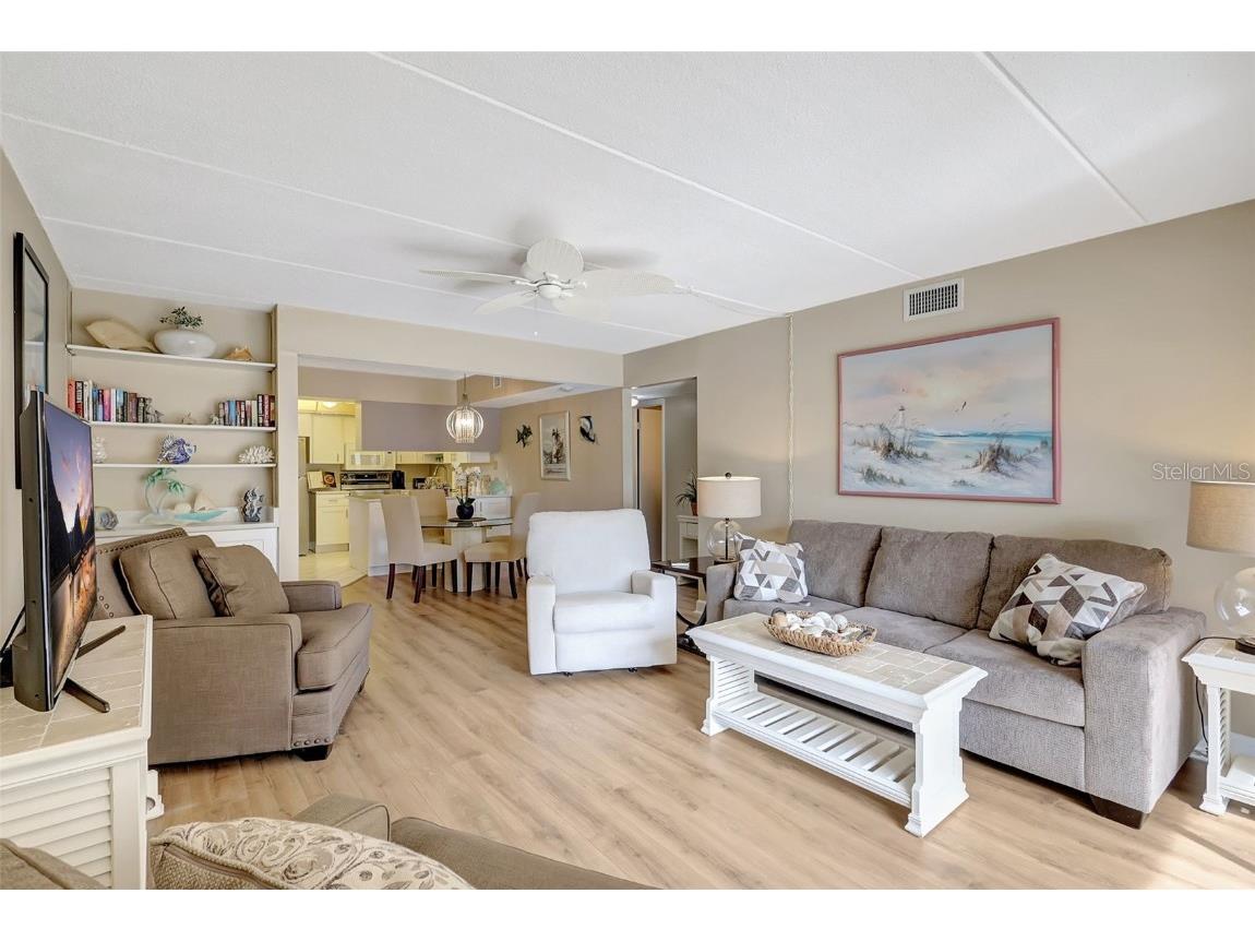 845 Benjamin Franklin Drive #101 Sarasota FL 34236 A4649340 image20