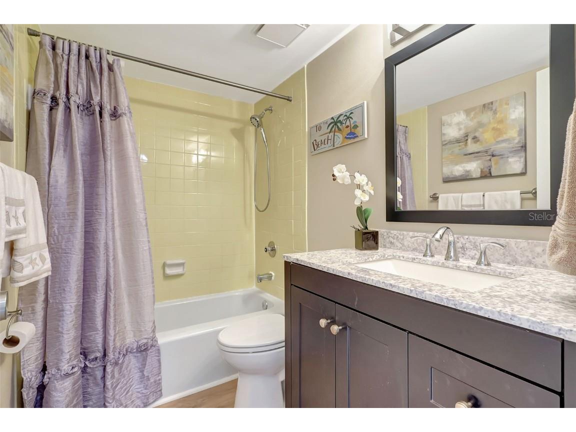 845 Benjamin Franklin Drive #101 Sarasota FL 34236 A4649340 image24