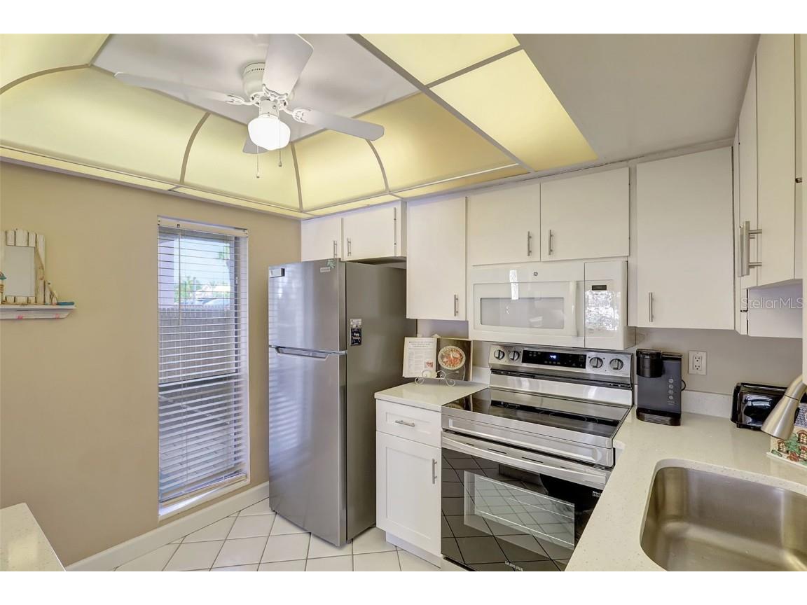 845 Benjamin Franklin Drive #101 Sarasota FL 34236 A4649340 image36
