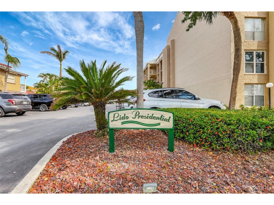 845 Benjamin Franklin Drive #101 Sarasota FL 34236 A4649340 image4