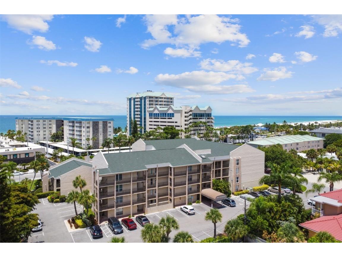 845 Benjamin Franklin Drive #101 Sarasota FL 34236 A4649340 image57