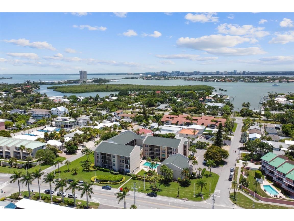 845 Benjamin Franklin Drive #101 Sarasota FL 34236 A4649340 image59