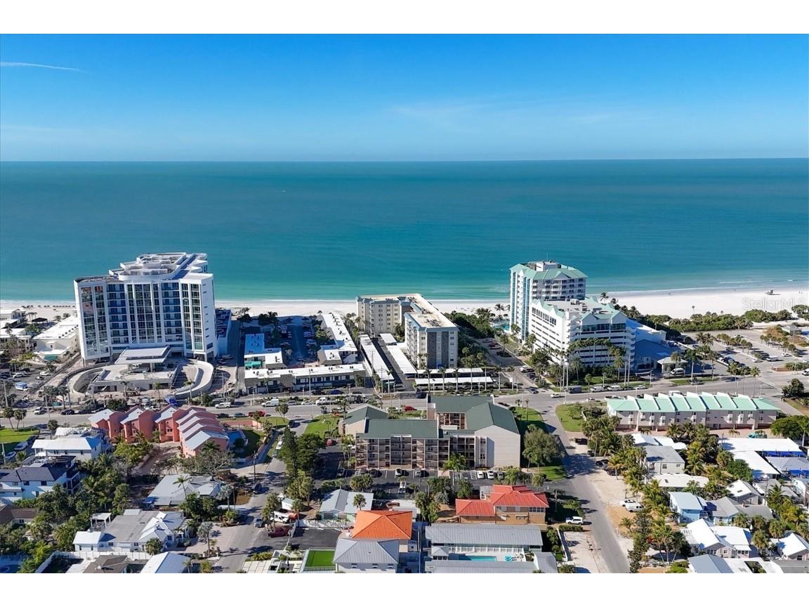 845 Benjamin Franklin Drive #104 Sarasota FL 34236 - GULF OF AMERICA A4671905 image1