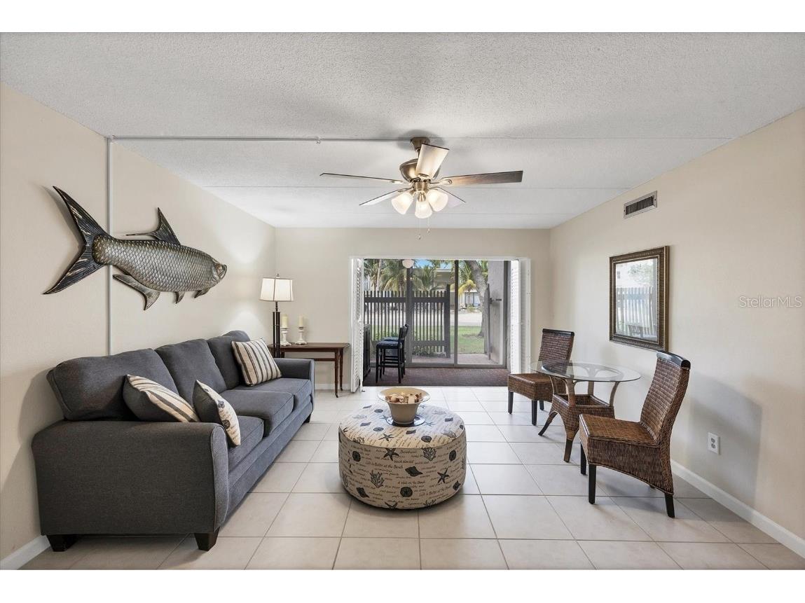 845 Benjamin Franklin Drive #104 Sarasota FL 34236 - GULF OF AMERICA A4671905 image10