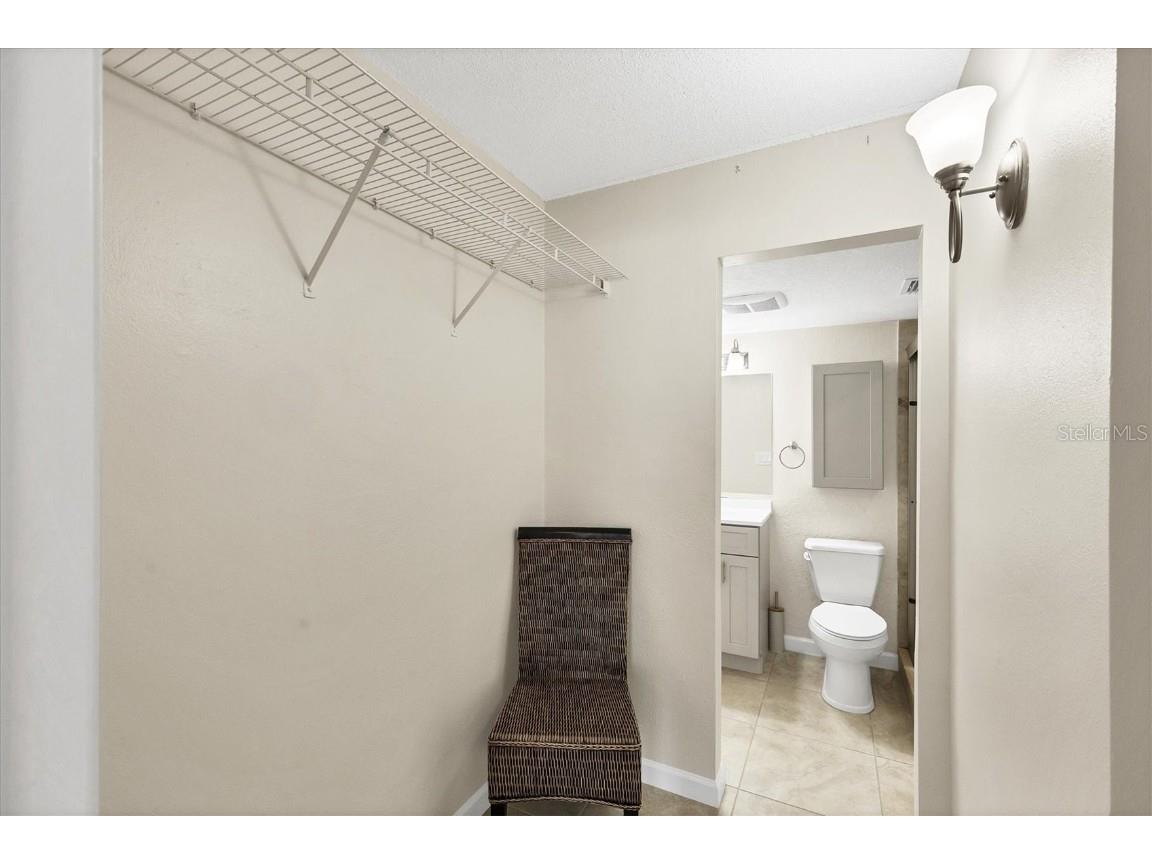 845 Benjamin Franklin Drive #104 Sarasota FL 34236 - GULF OF AMERICA A4671905 image26