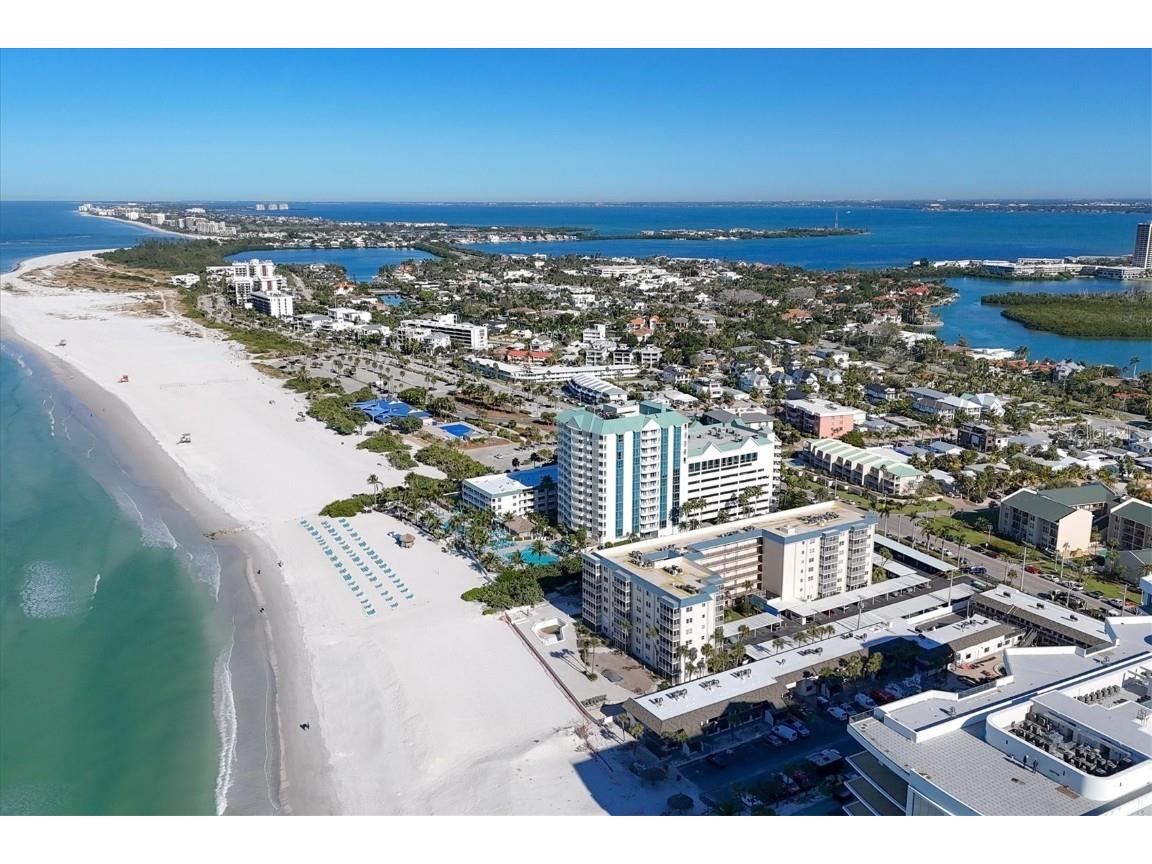 845 Benjamin Franklin Drive #104 Sarasota FL 34236 - GULF OF AMERICA A4671905 image39