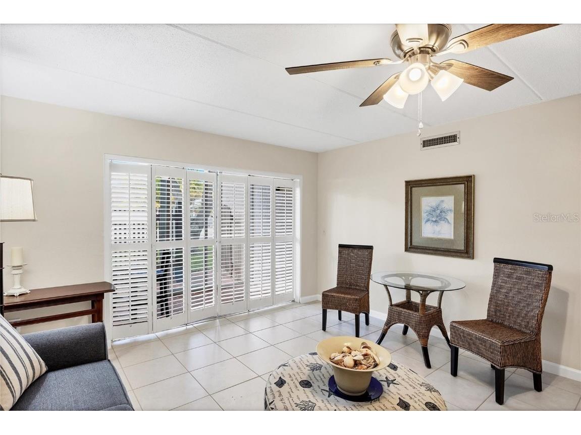 845 Benjamin Franklin Drive #104 Sarasota FL 34236 - GULF OF AMERICA A4671905 image9