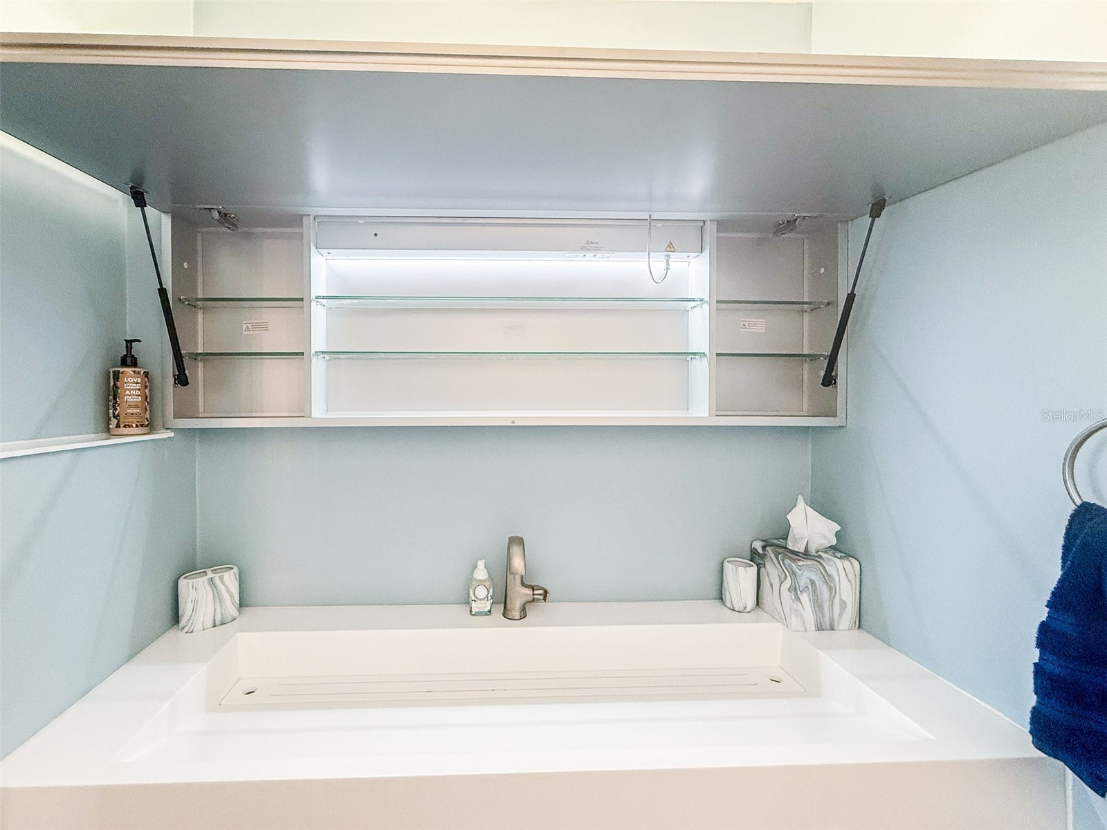 845 Benjamin Franklin Drive #202 Sarasota FL 34236 A4687934 image20